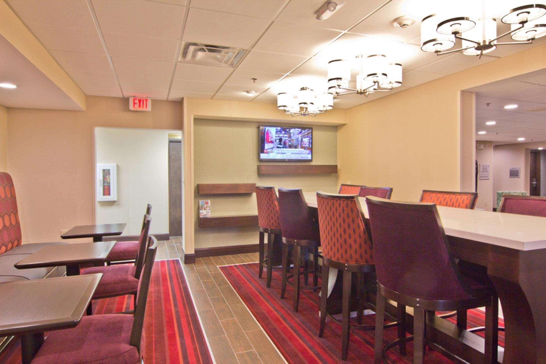 Hampton Inn Columbus-South Grove City Εξωτερικό φωτογραφία