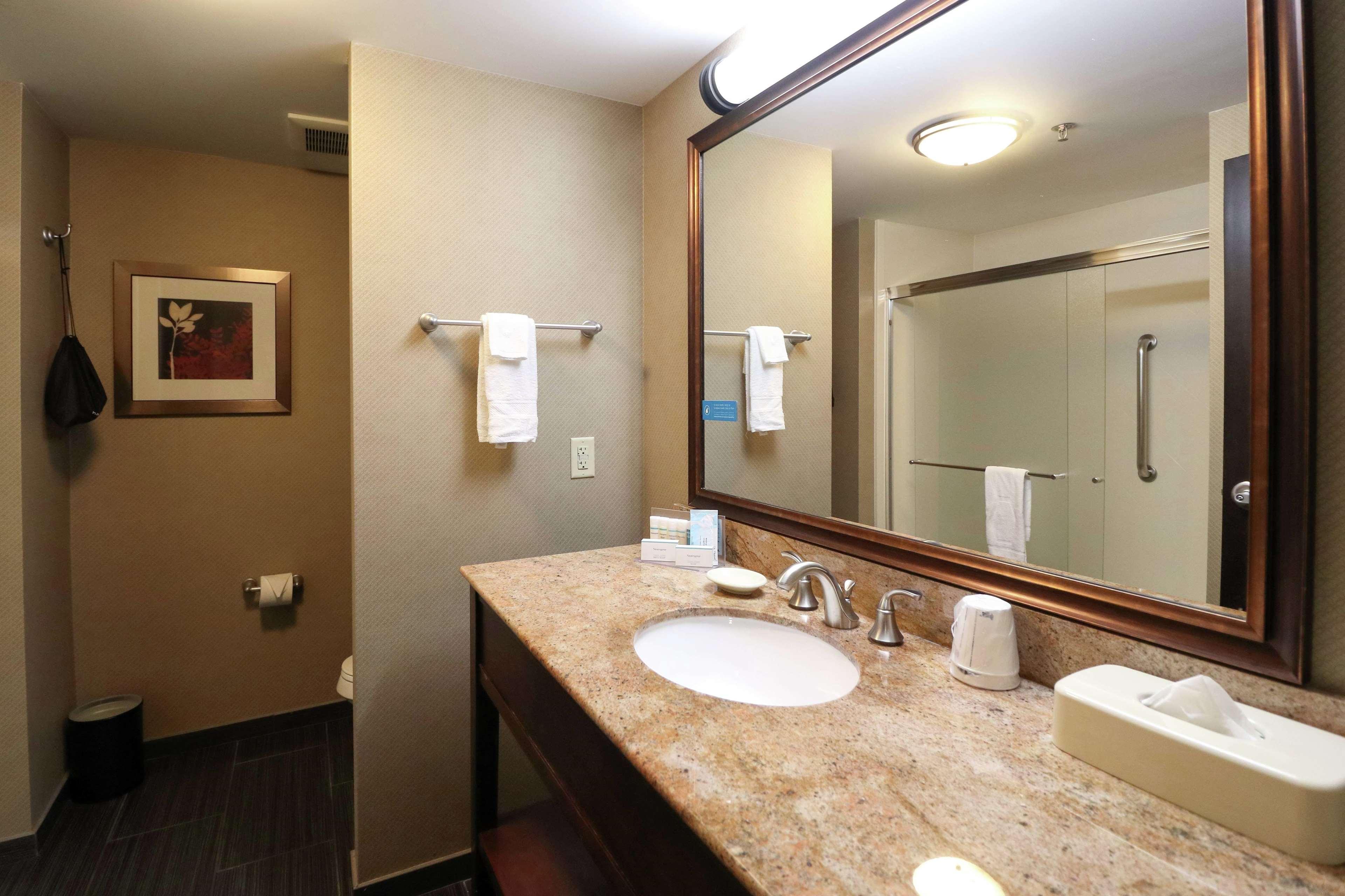 Hampton Inn Columbus-South Grove City Εξωτερικό φωτογραφία